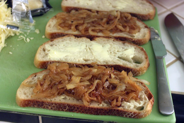 onionsonbread